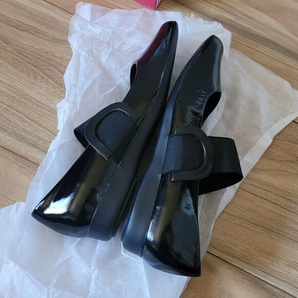 🆕️ Vaneli Fakir Patent Leather Buckle Square Toe Mini Wedge Flats in Black - Picture 8 of 13